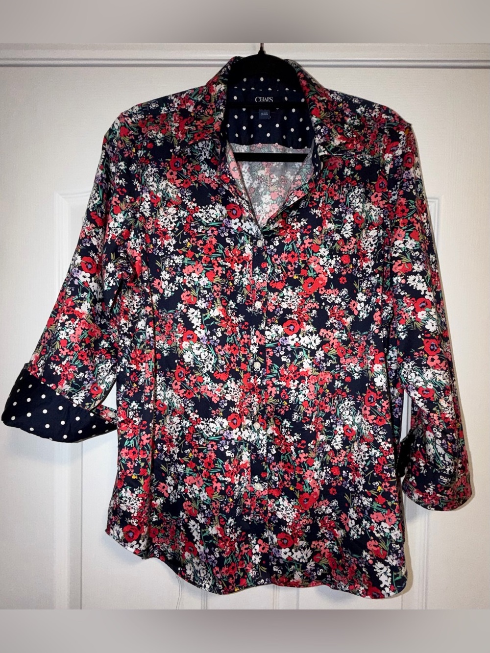 Chaps No Iron Navy Floral Button-Down Shirt with Contrast Cuffs. Size XL - Picture 3 of 8